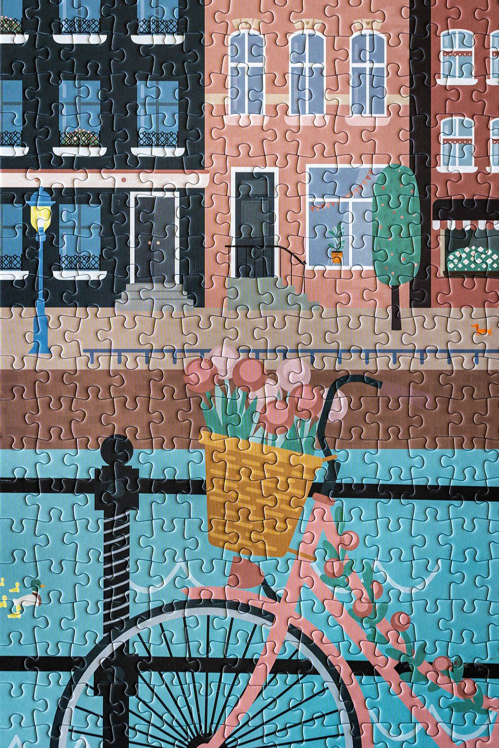 Let's pedal along the water - Maison Joliette