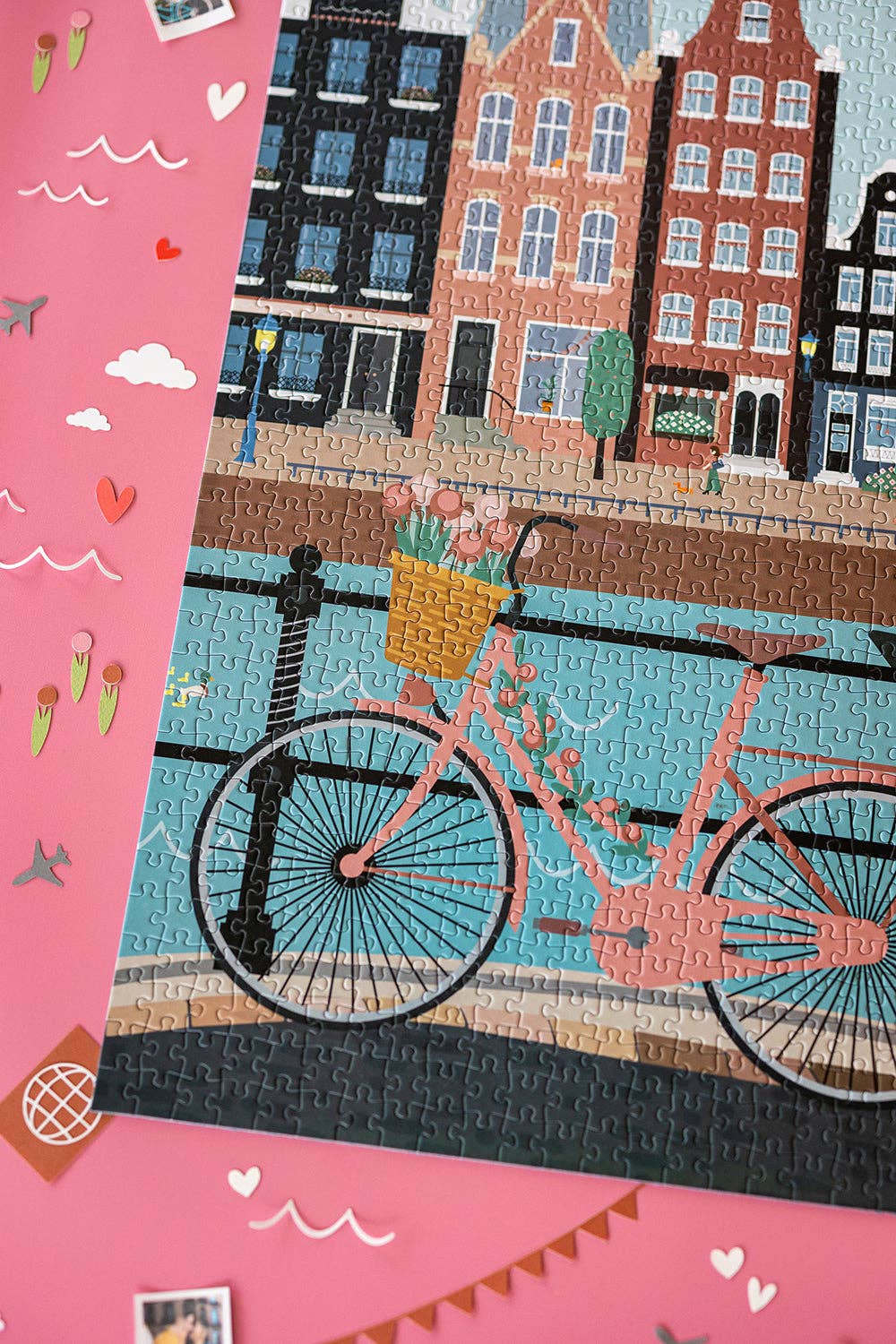 Let's pedal along the water - Maison Joliette